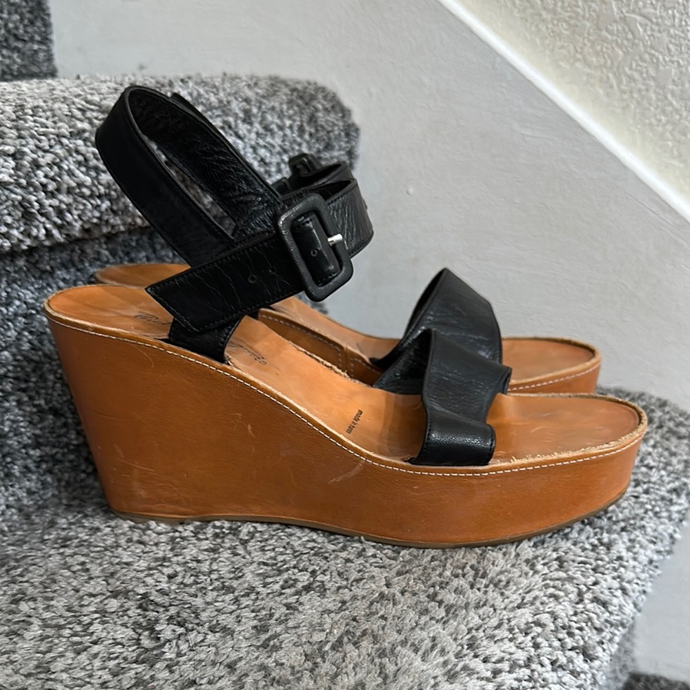 Robert Clergerie French women’s wedge leather shoes size 9.5 tan black France